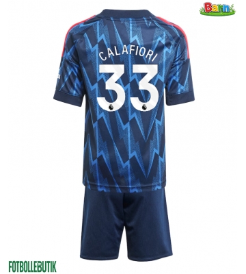 Arsenal Riccardo Calafiori #33 Bortaställ Barn 2025-26 Kortärmad (+ Korta byxor)